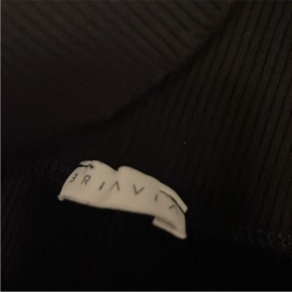 BRIAVIA Mid city ribbed high waisted biker shorts 🖤 - Picture 5 of 6